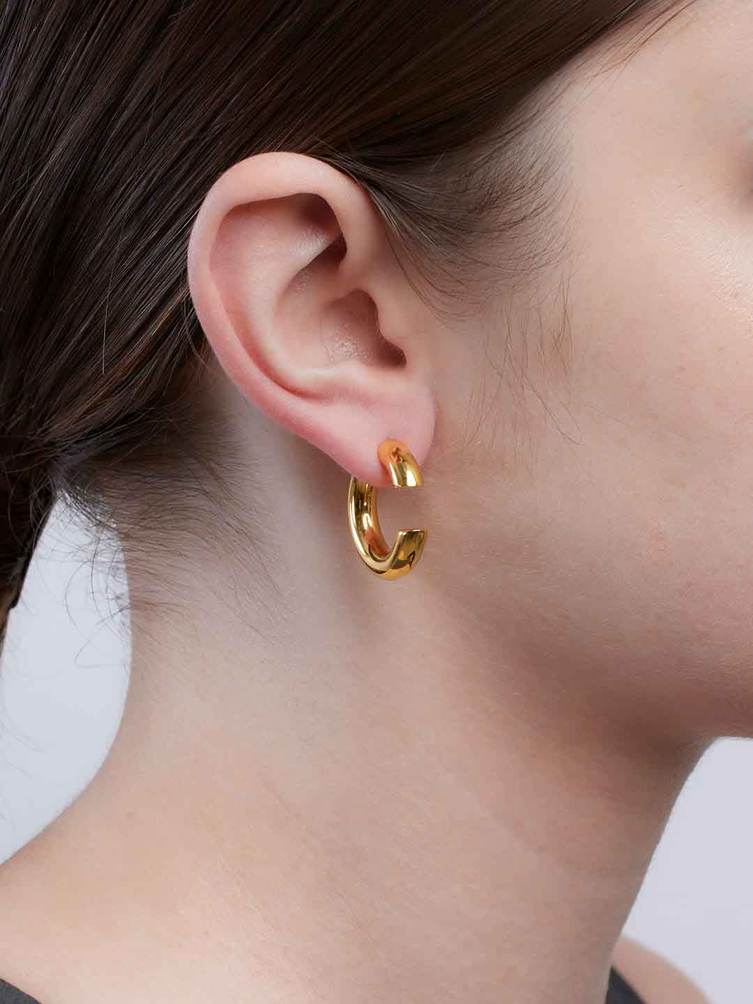 Closer Apart Hoop 25 Pierced Earring - Yellow Gold