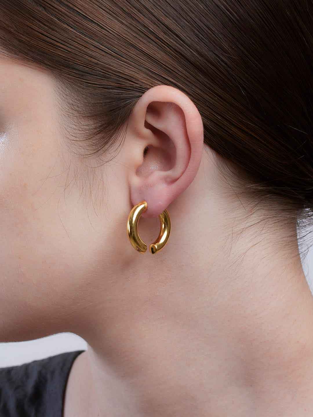 Follow The Path Hoop 25 Pierced Earring - Yellow Gold