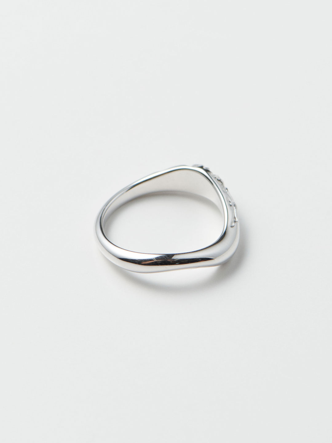 Silken Ring - Silver