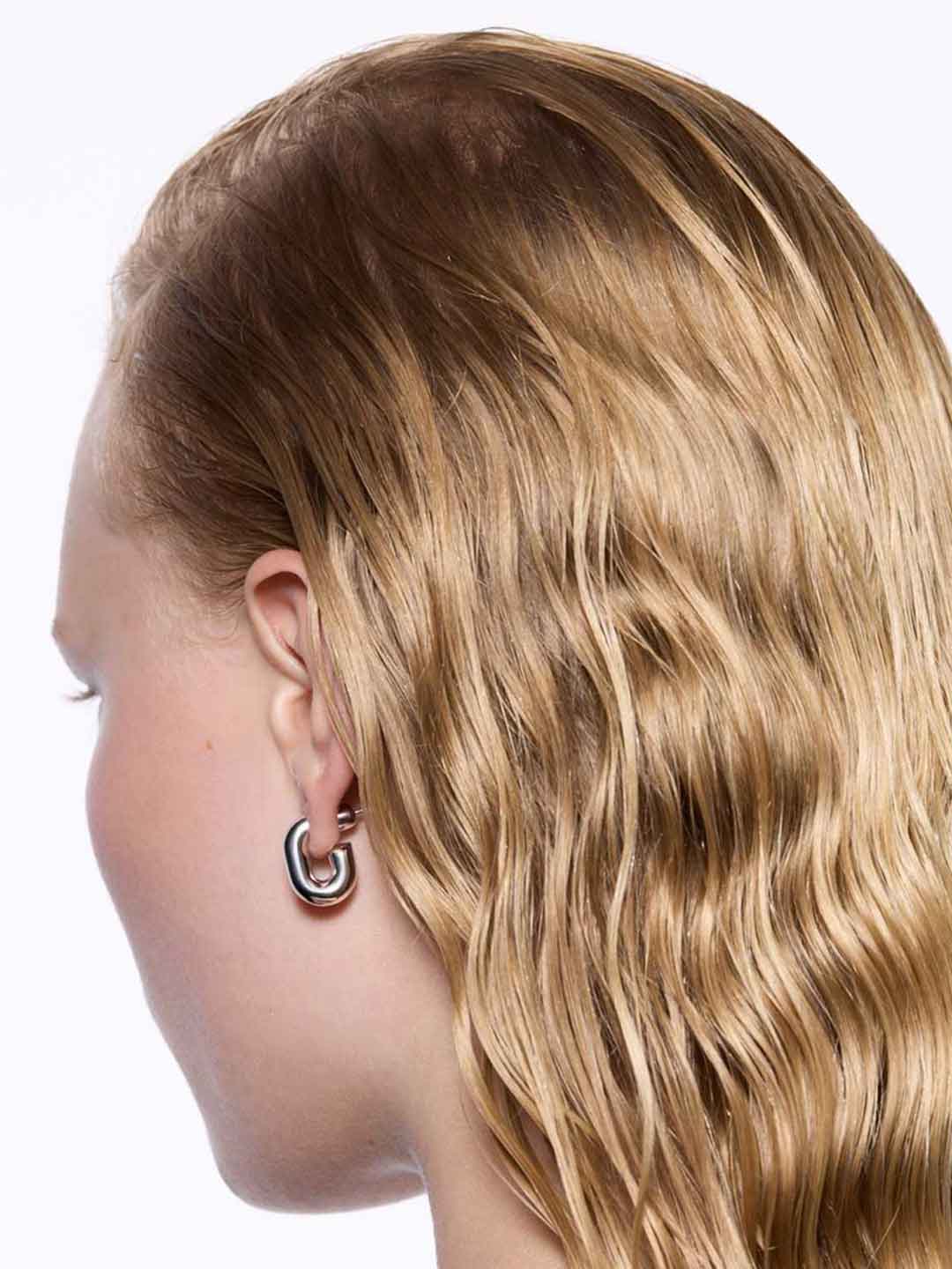 Forma Hoop Pierced Earring Small  - Silver