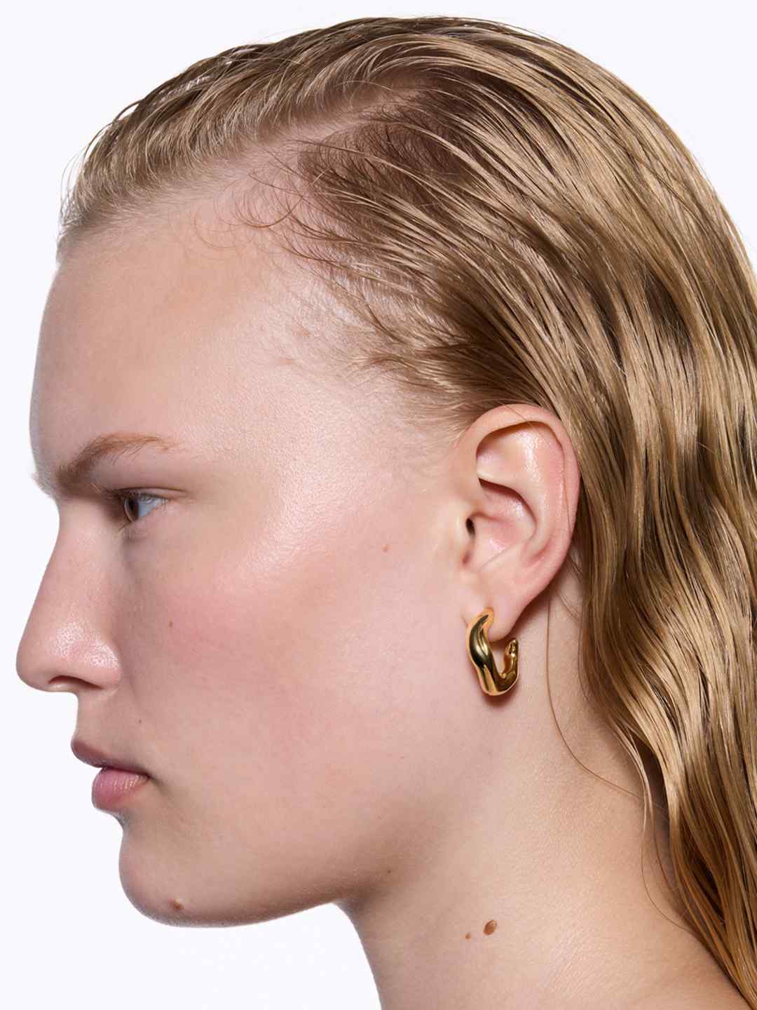 Anil Hoop Pierced Earring Large - Yellow Gold