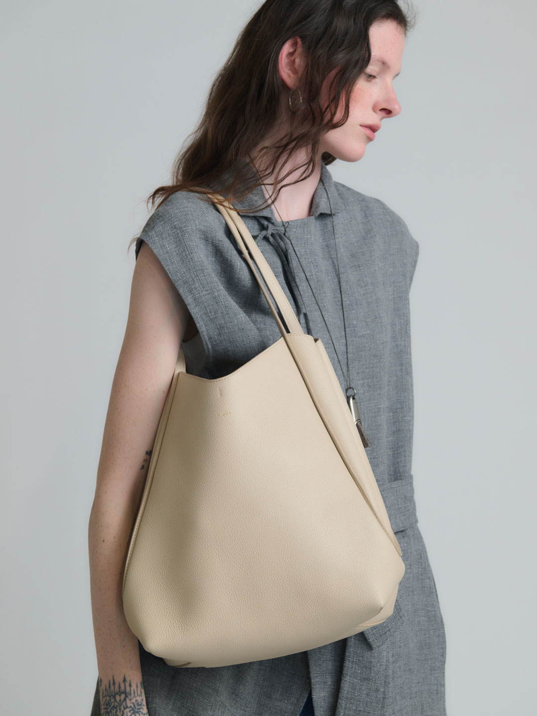 LOMU L - Grey Beige