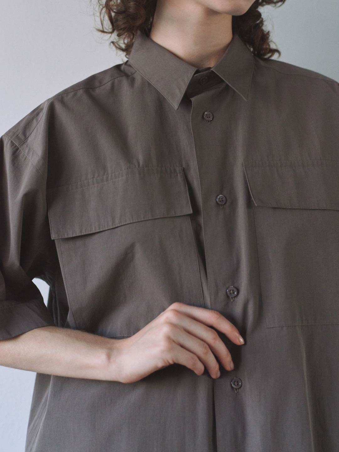 No.0394 Fine Cotton Short-Sleeve Shirt - Taupe