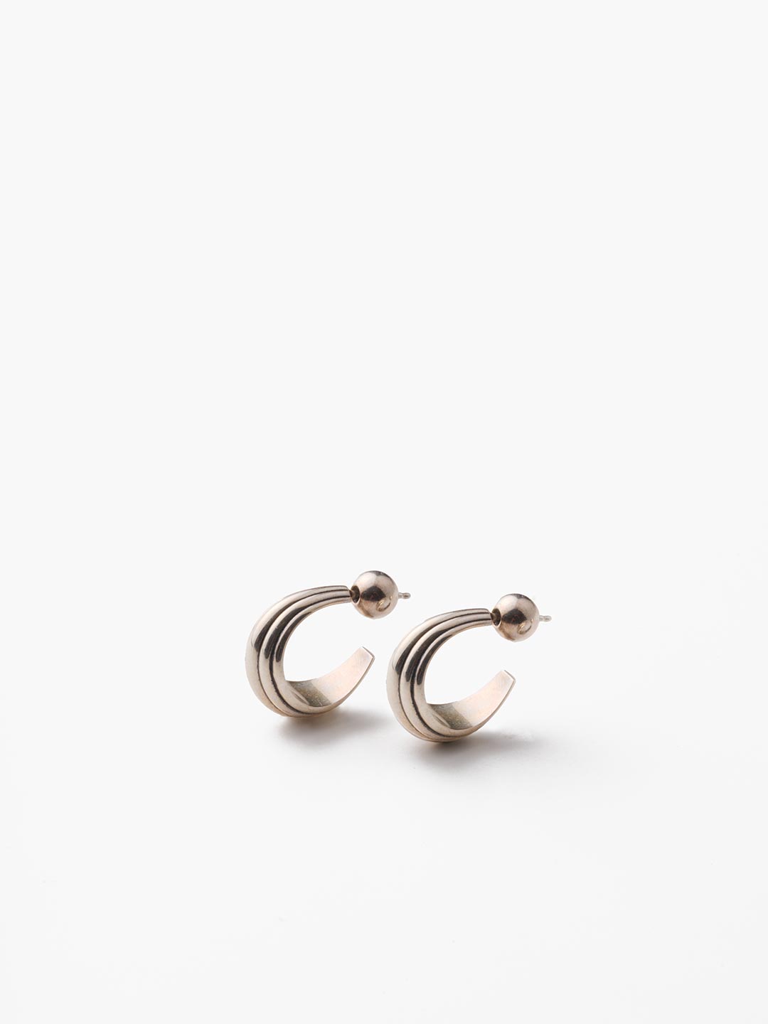 SOPHIE BUHAI フープピアス　シルバー SOPHIE BUHAI(ソフィー ブハイ) | リバーシブル ヒンジ フープス