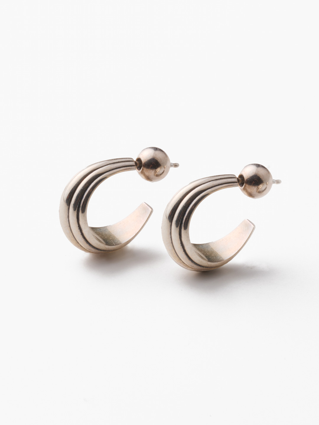 SOPHIE BUHAI(ソフィー ブハイ) | スモールブロンドー フープ ピアス