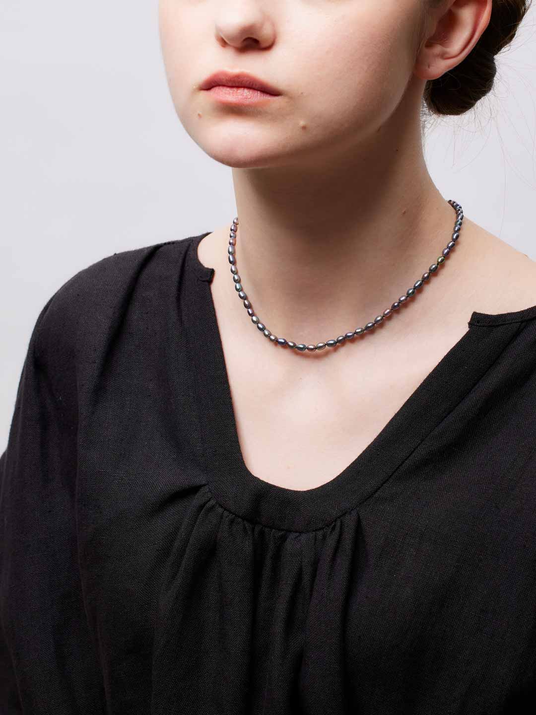 Tiny Black Pearl Collar Necklace - Silver