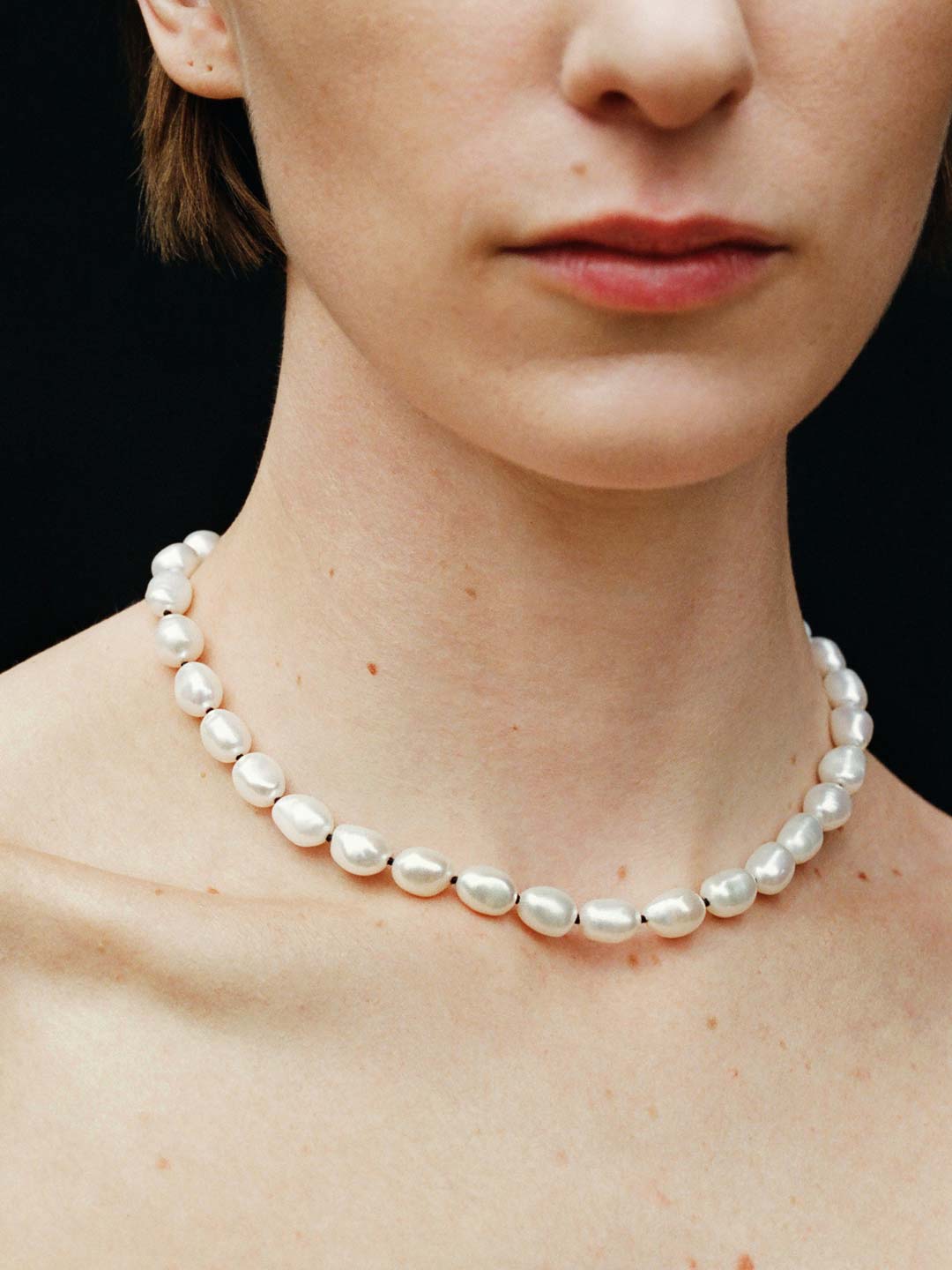 Simple Baroque Pearl Collar Necklace - Silver