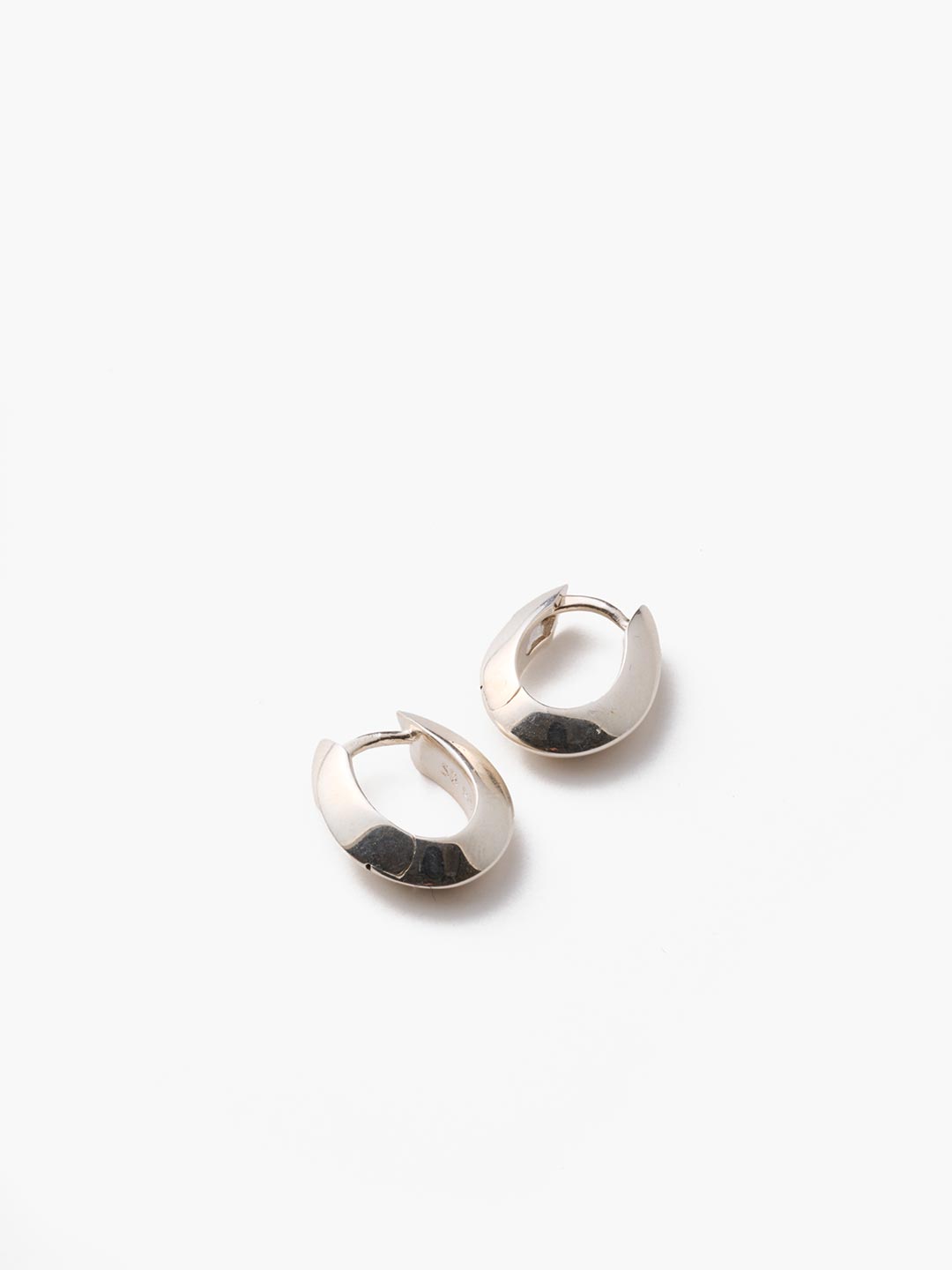 SOPHIE BUHAI（ソフィー・ブハイ） フープピアス - シルバー SOPHIE BUHAI(ソフィー ブハイ) | ブール ピアス - シルバー