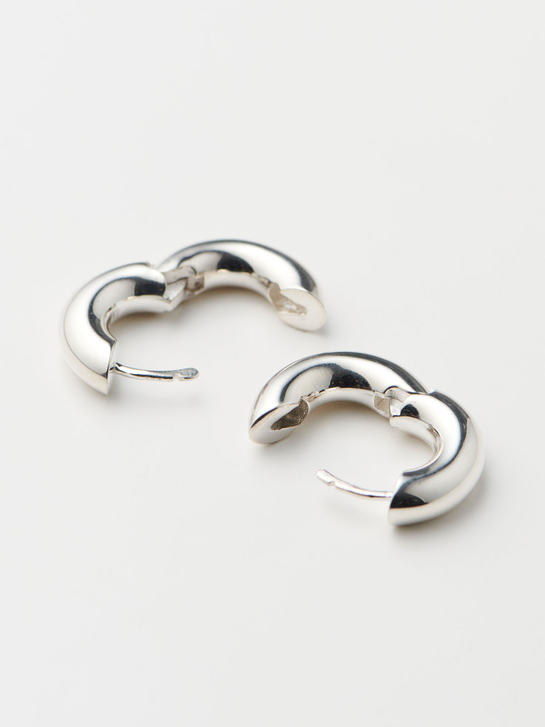 Large Bagel Hoops - Silver