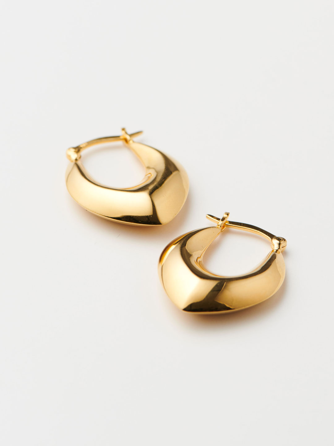 Clio Hoops - Yellow Gold