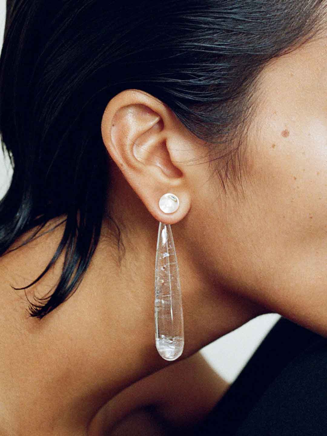 Quartz Large Angelika Piereced Earrings - Silver