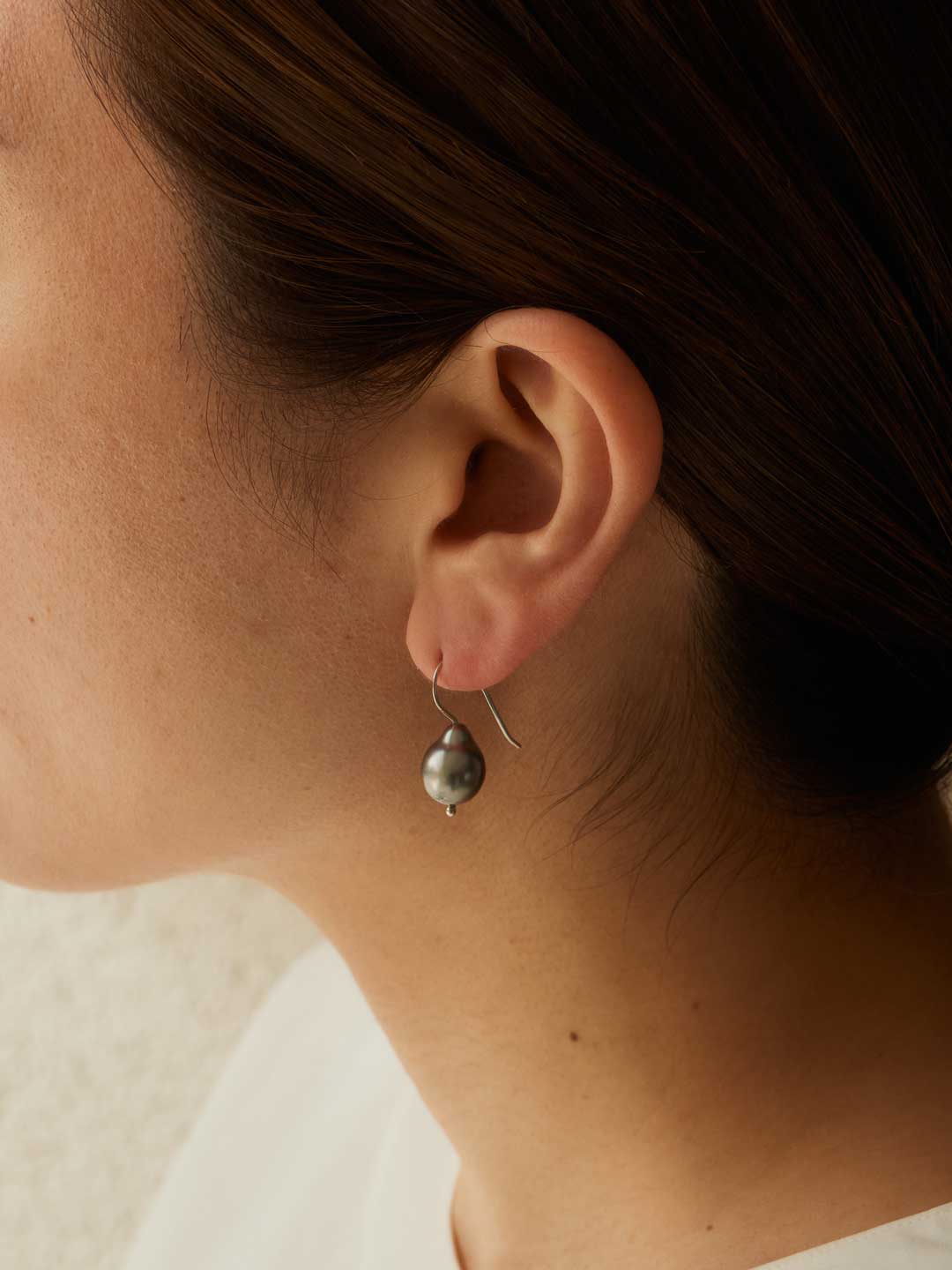 【袋・タグ有り美品】SOPHIE BUHAI シルバー パール ピアス 袋・タグ有り美品】SOPHIE BUHAI シルバー パール ピアス