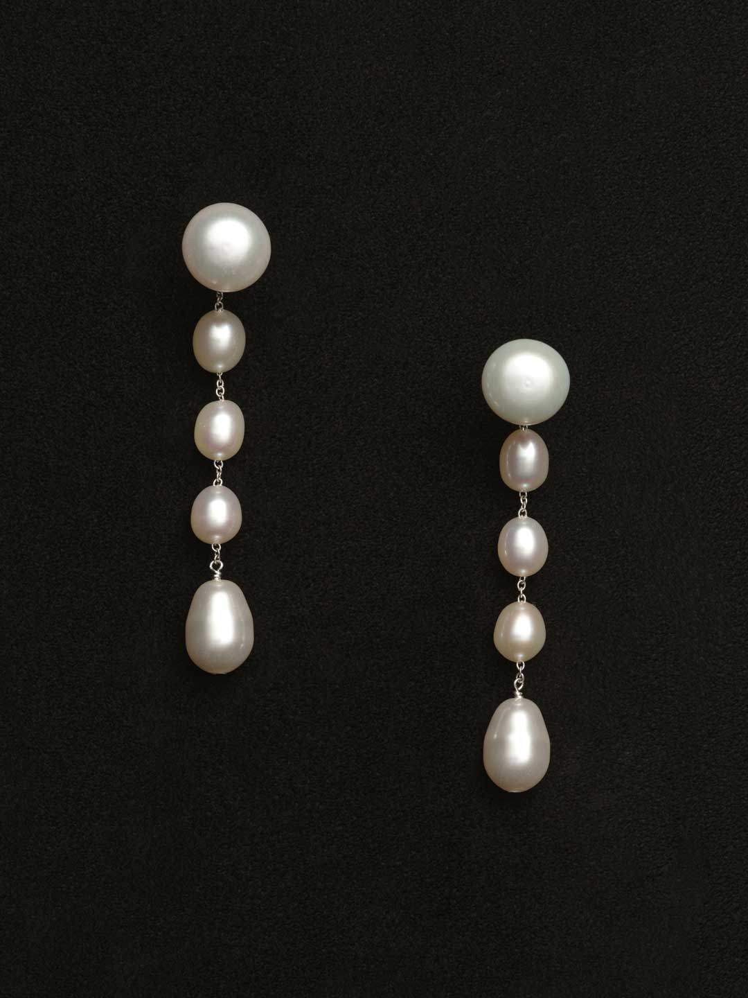White Small Passante Pierced Earring - Silver
