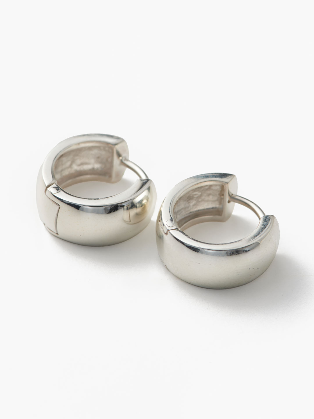 SOPHIE BUHAI(ソフィー ブハイ) | ラージ エド フープピアス