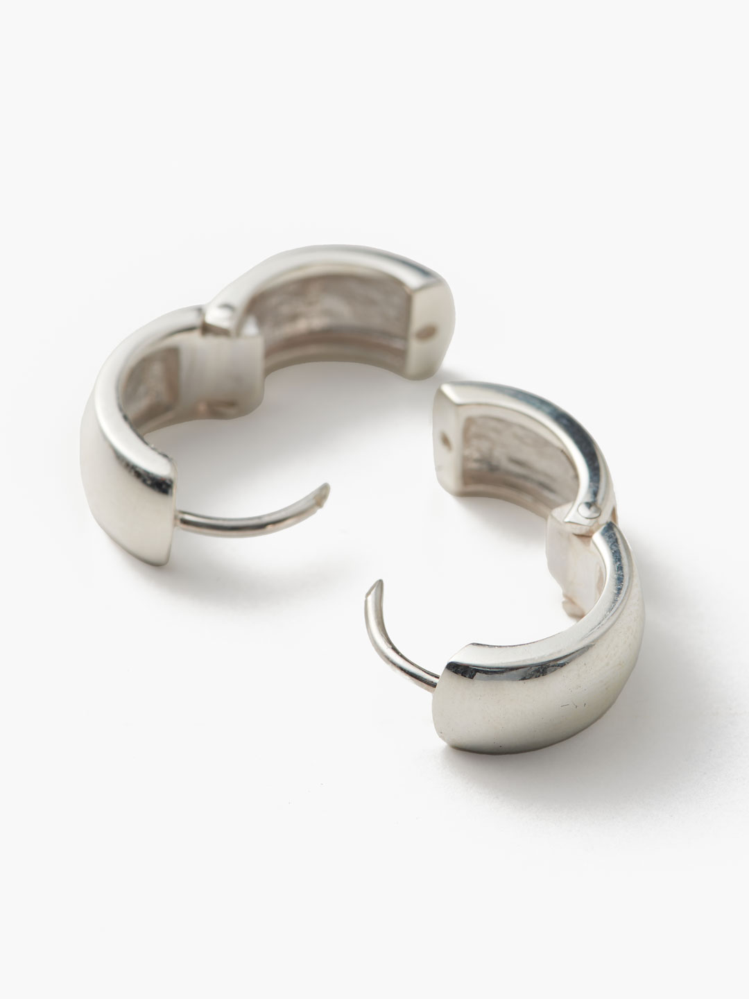 SOPHIE BUHAI(ソフィー ブハイ) | ラージ エド フープピアス