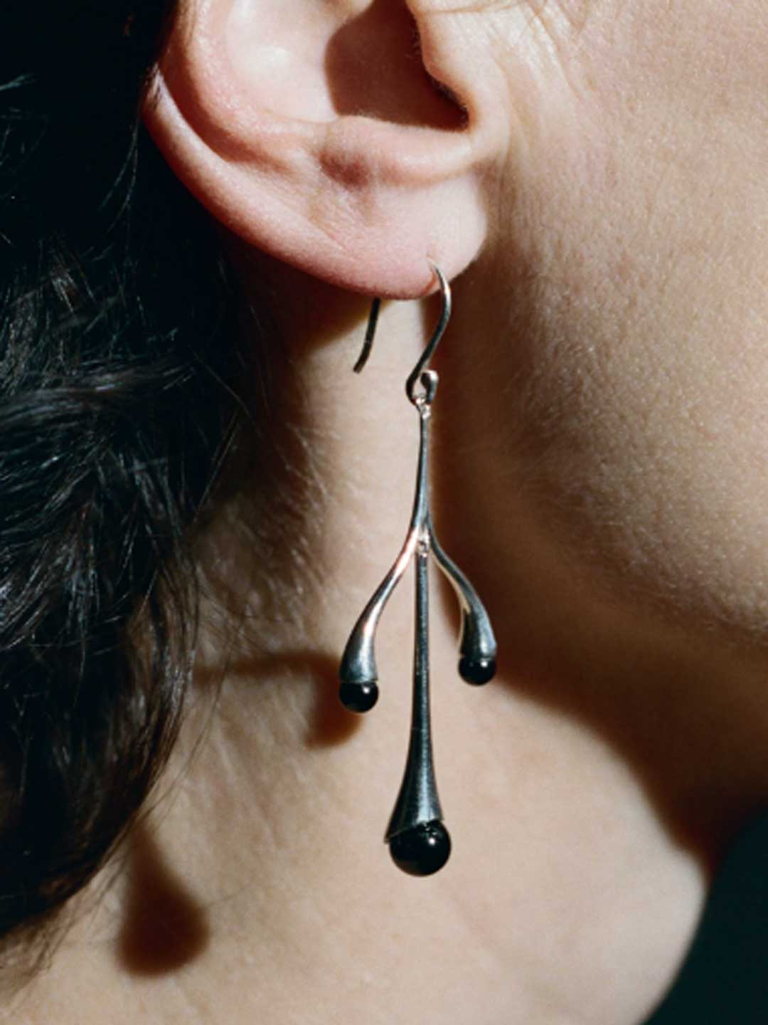 Tiny Chandelier Piereced Earrings - Silver