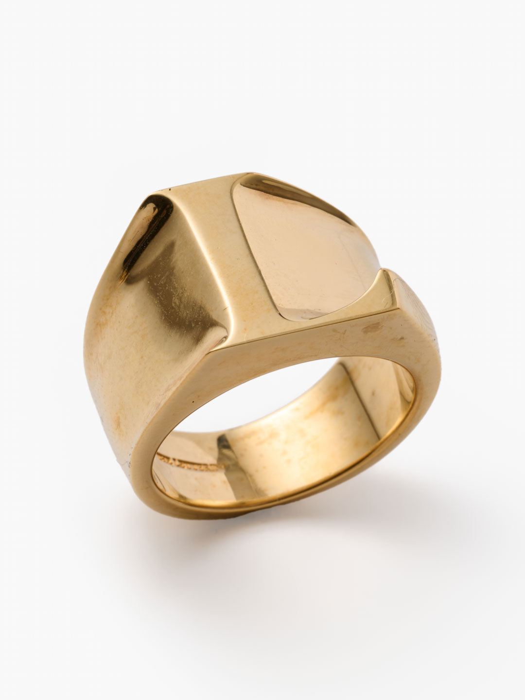 Alphabet Ring L - Gold