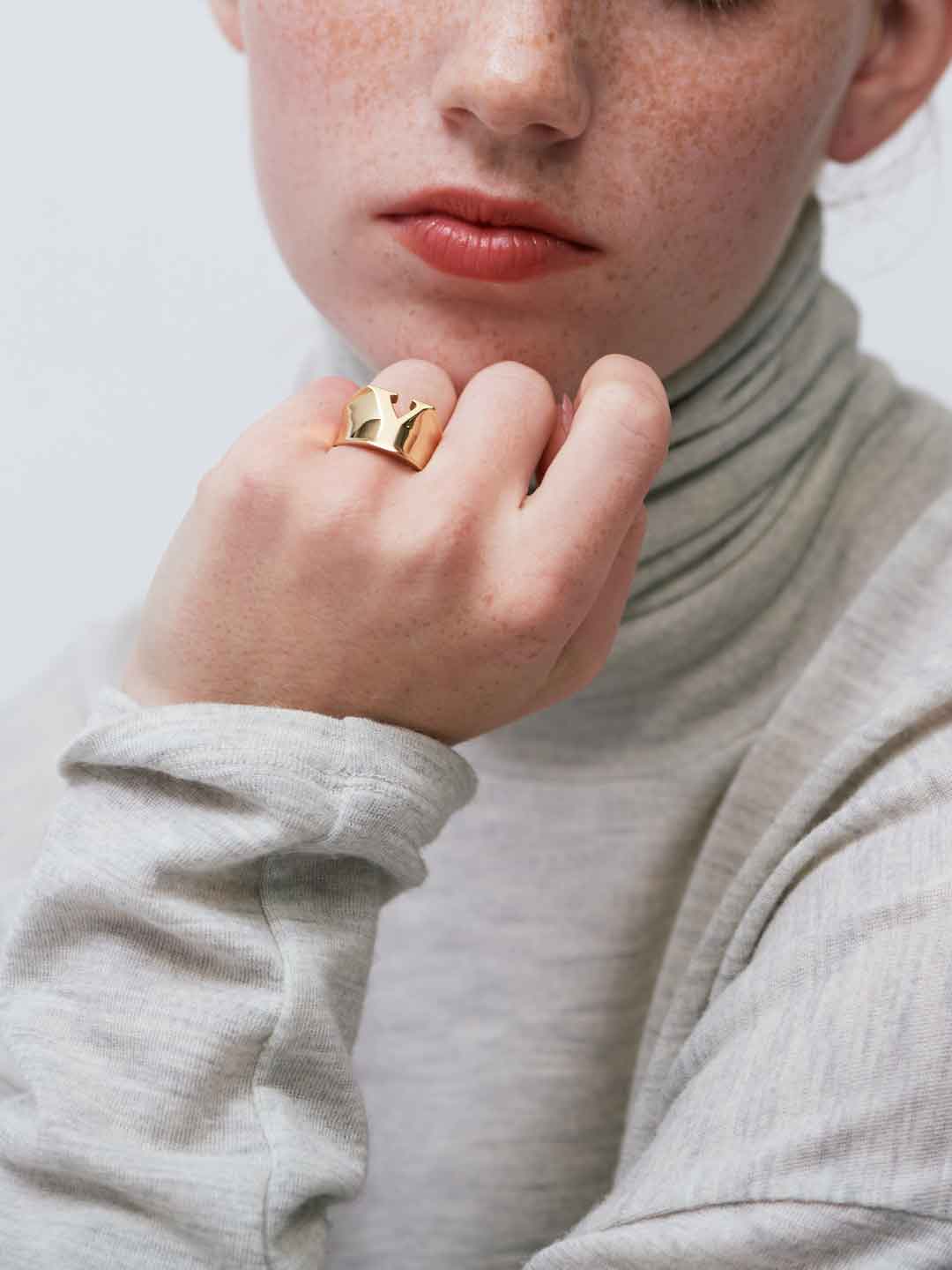 【新品未使用】THE LETTERINGリング THE LETTERING(ザ レタリング) | 18K アルファベット リング Y