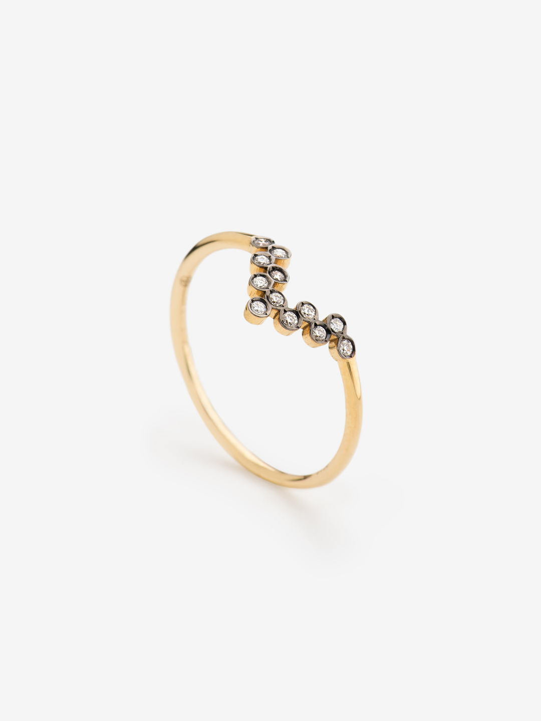 V Diamond Ring - Yellow Gold