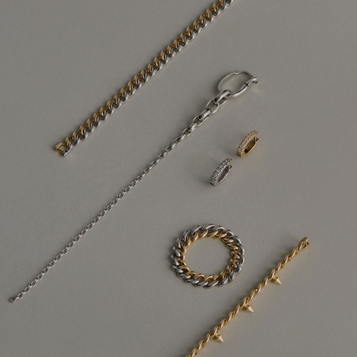 kiuna Product Stories 01Bracelets & Rings<br />
— Crafted Precision, Subtle Strength
